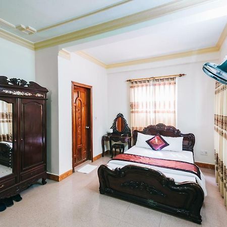 Khach San Thanh Loan Hoang Nga Exteriör bild